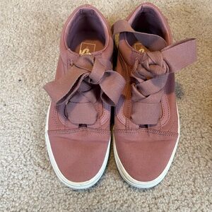 Vans Women's Dusty Rose Sneakers